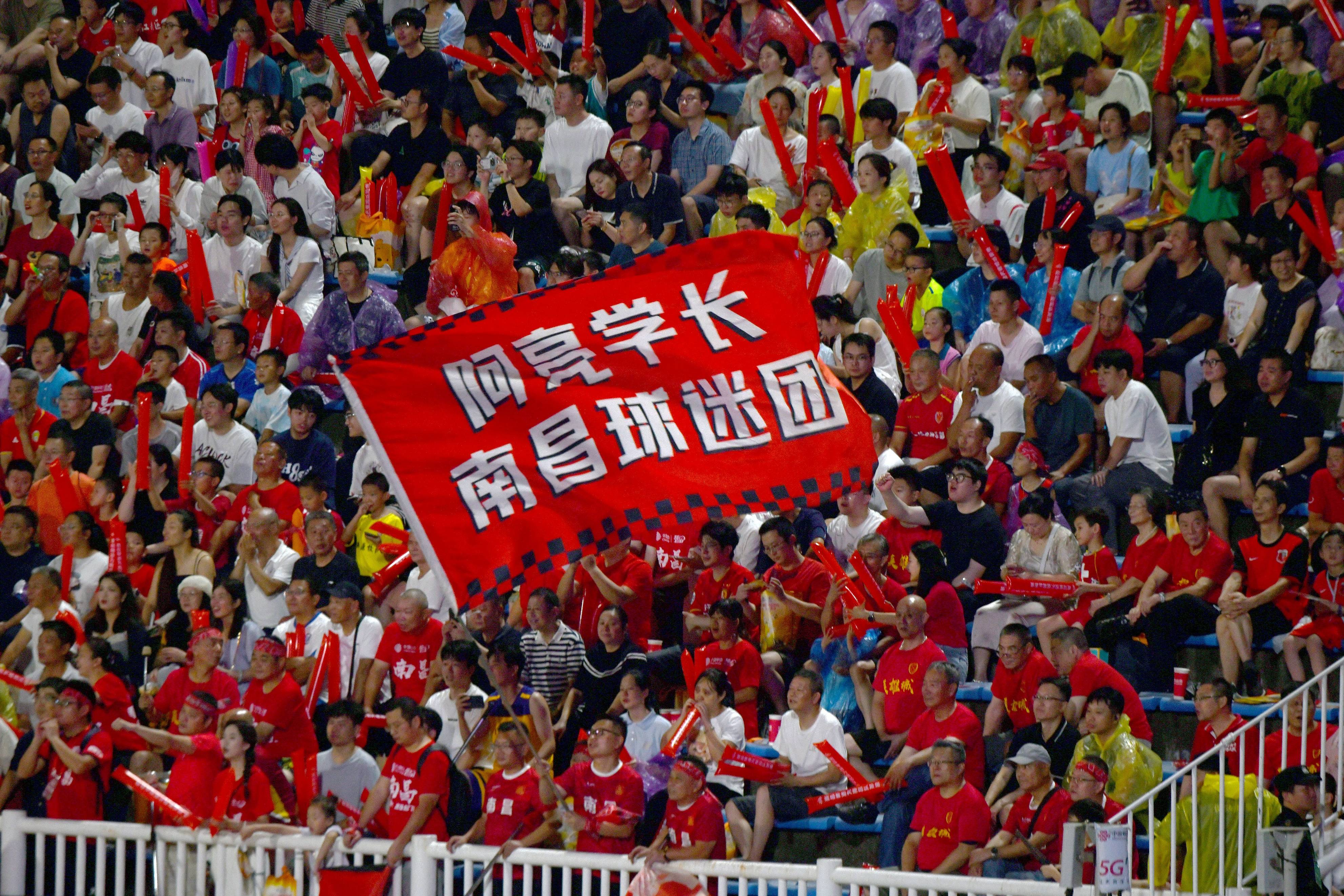 关于江西队在最新一场比赛中展现出团队的默契配合的信息