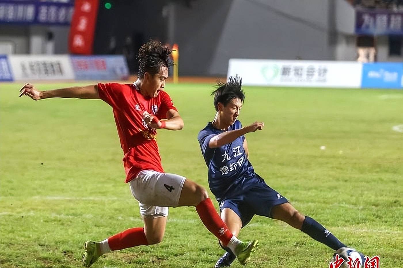 关于江西队在最新一场比赛中展现出团队的默契配合的信息