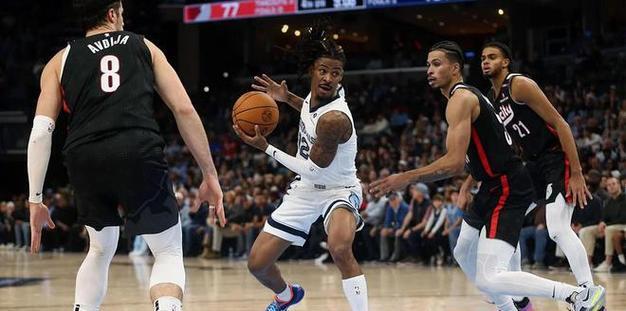 灰熊大胜鹈鹕,莫兰特砍下新高分(nba灰熊加时险胜勇士 莫兰特30+7) 灰熊大胜鹈鹕,莫兰特砍下新高分(nba灰熊加时险胜勇士 莫兰特30+7)