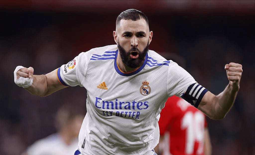 瓦伦西亚主场大胜,取得十分重要的三分胜利