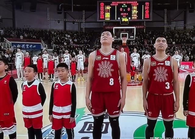 C7娱乐下载-教练团队研究对手战术，期待胜利(教练团队研究对手战术,期待胜利的句子)